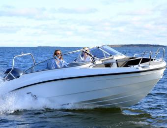 Finnmaster R6 Bowrider Salomarine